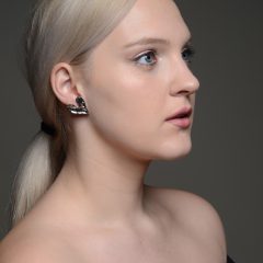 Ezüst színű galvanizált bedugós szív fülbevaló 