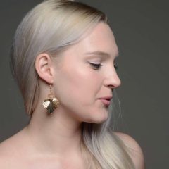 Szív - Bézs árnyalatú tenyésztett gyöngy fülbevaló 