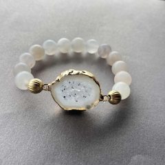 VILÁGOS ACHÁT KARKÖTŐ 