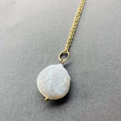 Nagy tenyészett gyöngy medál 