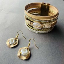 Bézs és arany tekla szett 