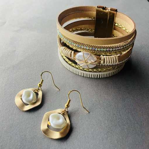 Bézs és arany tekla szett 